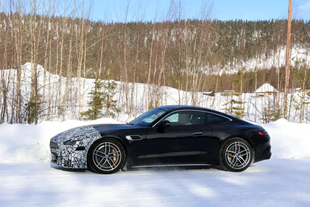 Mercedes AMG GT 43 restyling 7 Motor16