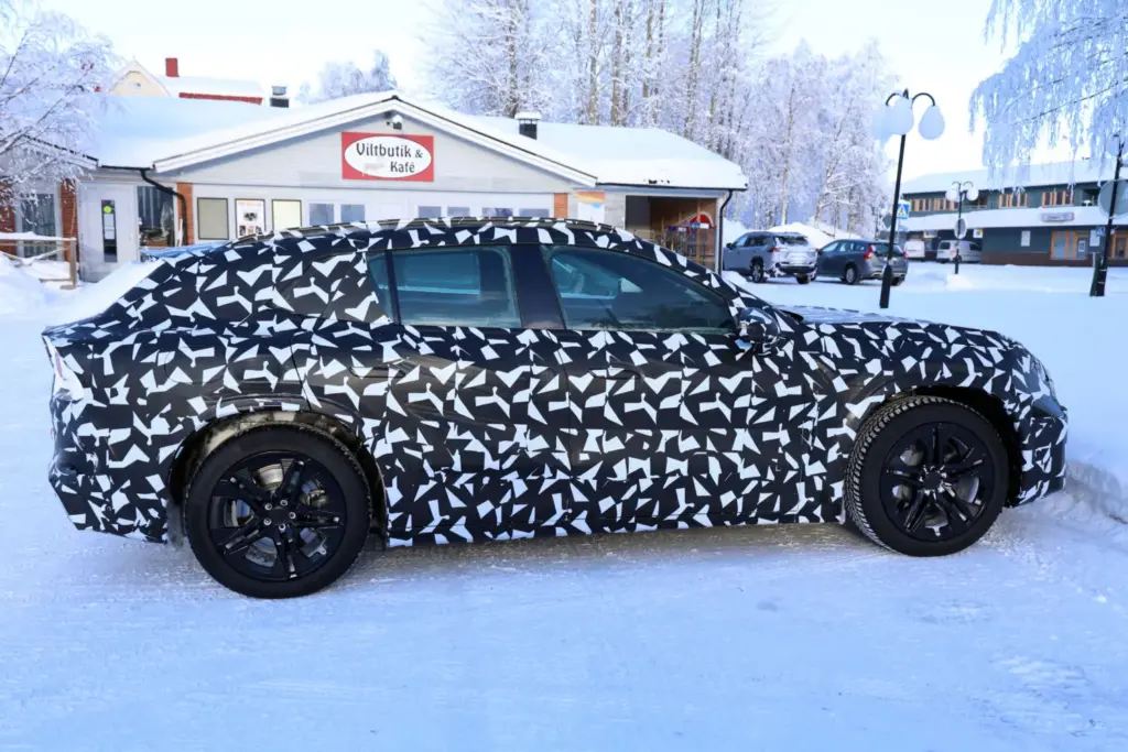 Mercedes AMG SUV EQ 2028 16 Motor16