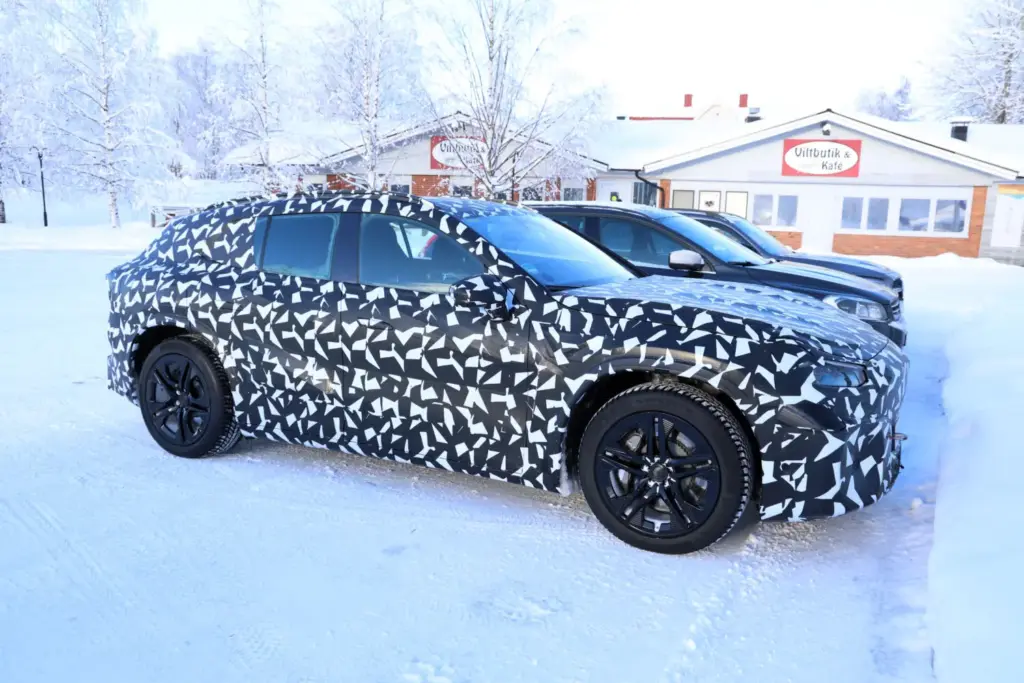 Mercedes AMG SUV EQ 2028 17 Motor16