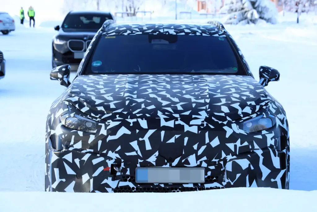 Mercedes AMG SUV EQ 2028 27 Motor16