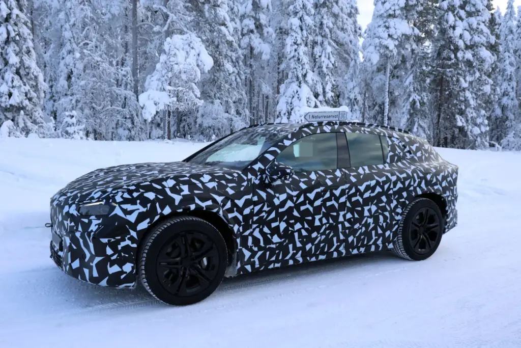 Mercedes AMG SUV EQ 2028 7 Motor16