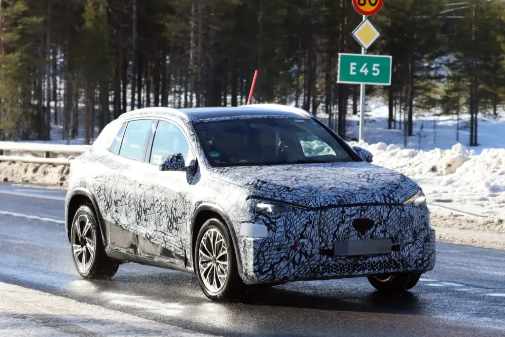 Mercedes Benz GLA EQ 2027 4 Motor16