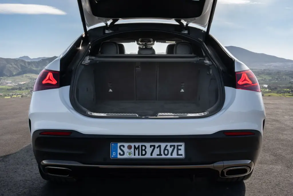 Mercedes Benz GLE Coupe 2026 24 Motor16