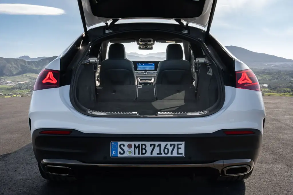 Mercedes Benz GLE Coupe 2026 28 Motor16