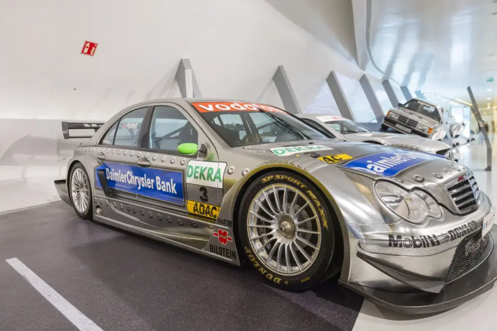 'Mercedes-Benz Motorsport. El espíritu de las Flechas de Plata'. Una exposición que no te puedes perder 15 Motor16 Mercedes Benz Motorsport. El espiritu de las Flechas de Plata 16 Motor16