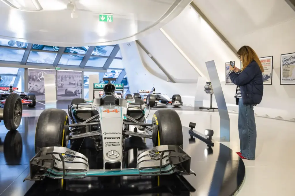 'Mercedes-Benz Motorsport. El espíritu de las Flechas de Plata'. Una exposición que no te puedes perder 54 Motor16 Mercedes Benz Motorsport. El espiritu de las Flechas de Plata 75 Motor16