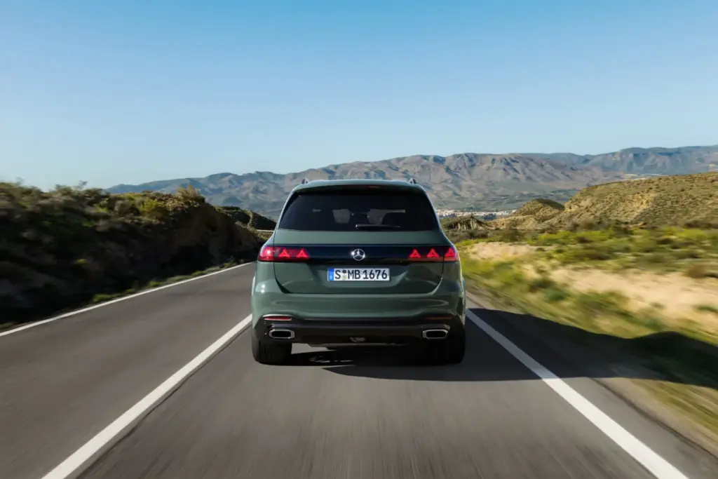 Mercedes GLS 2026 4 Motor16