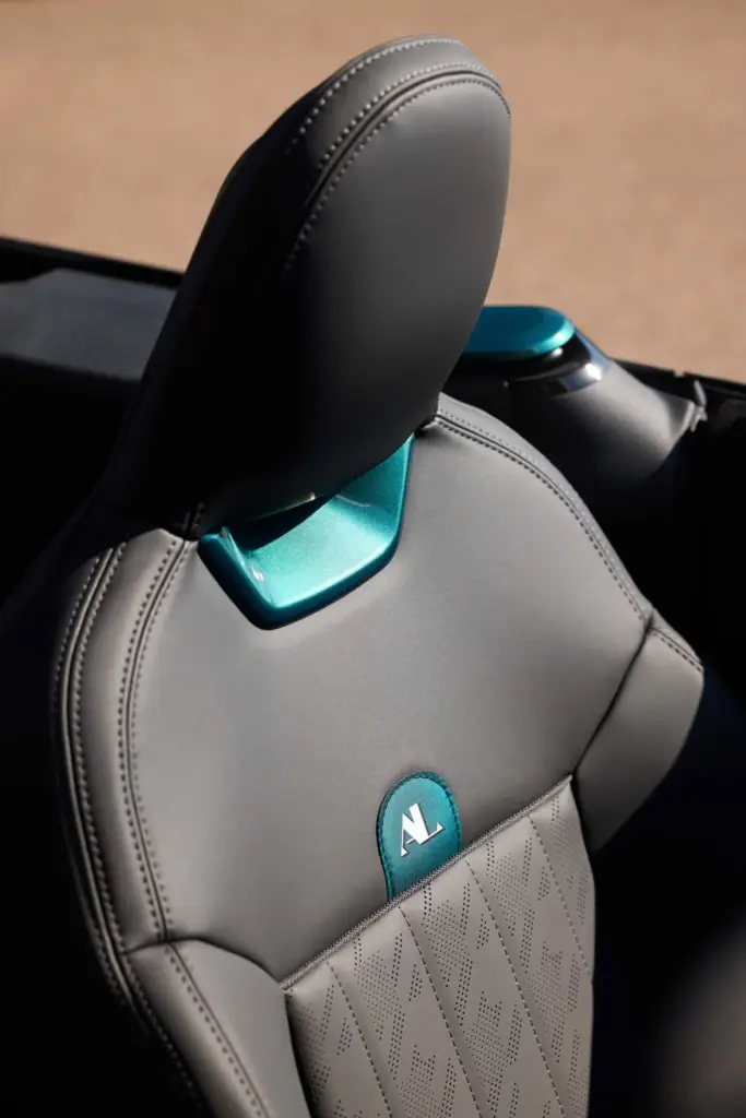 Mini John Cooper Works Convertible Mini 01 18 Motor16