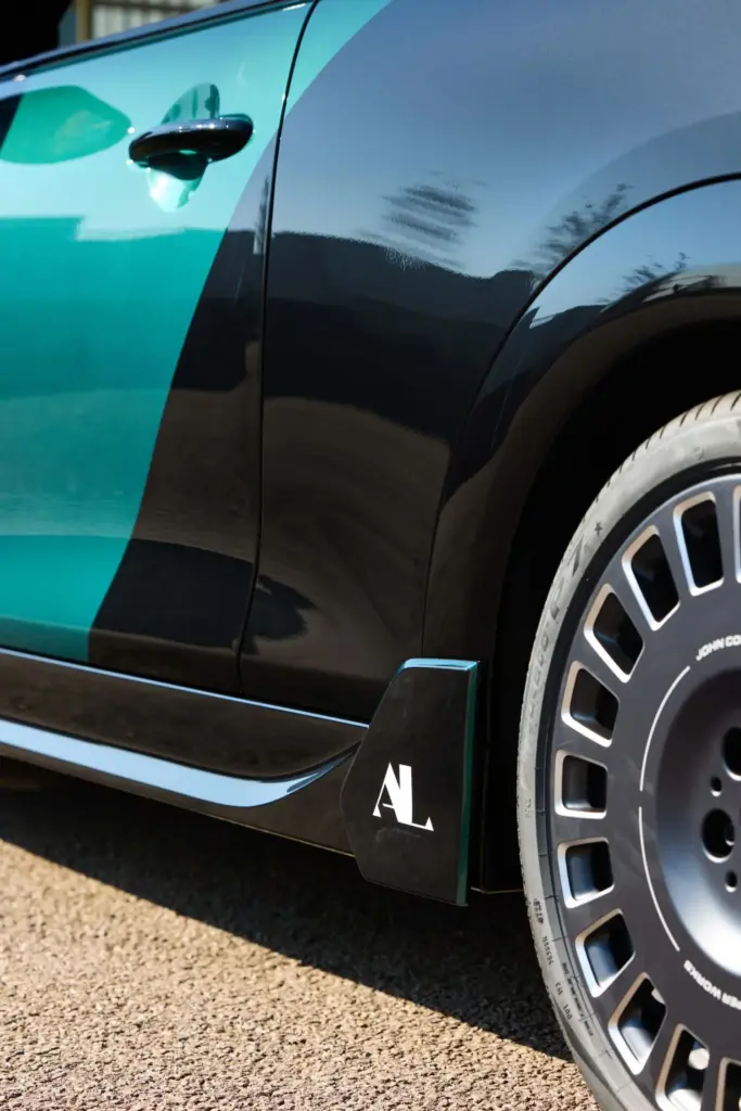 Mini John Cooper Works Convertible Mini 01 20 Motor16