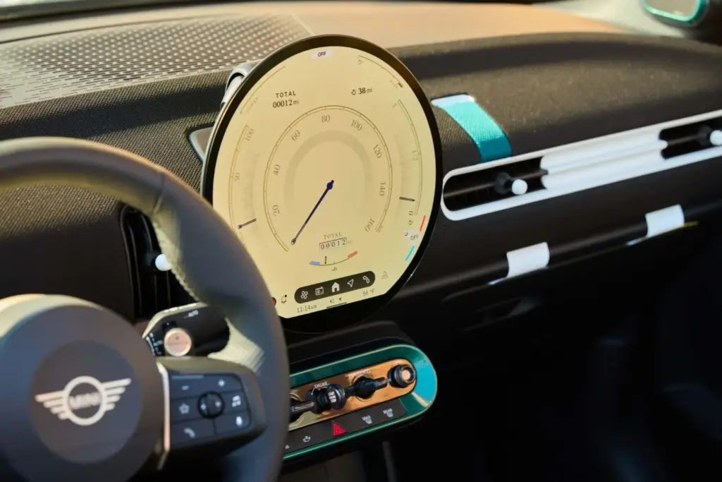 Mini John Cooper Works Convertible Mini 01 27 Motor16