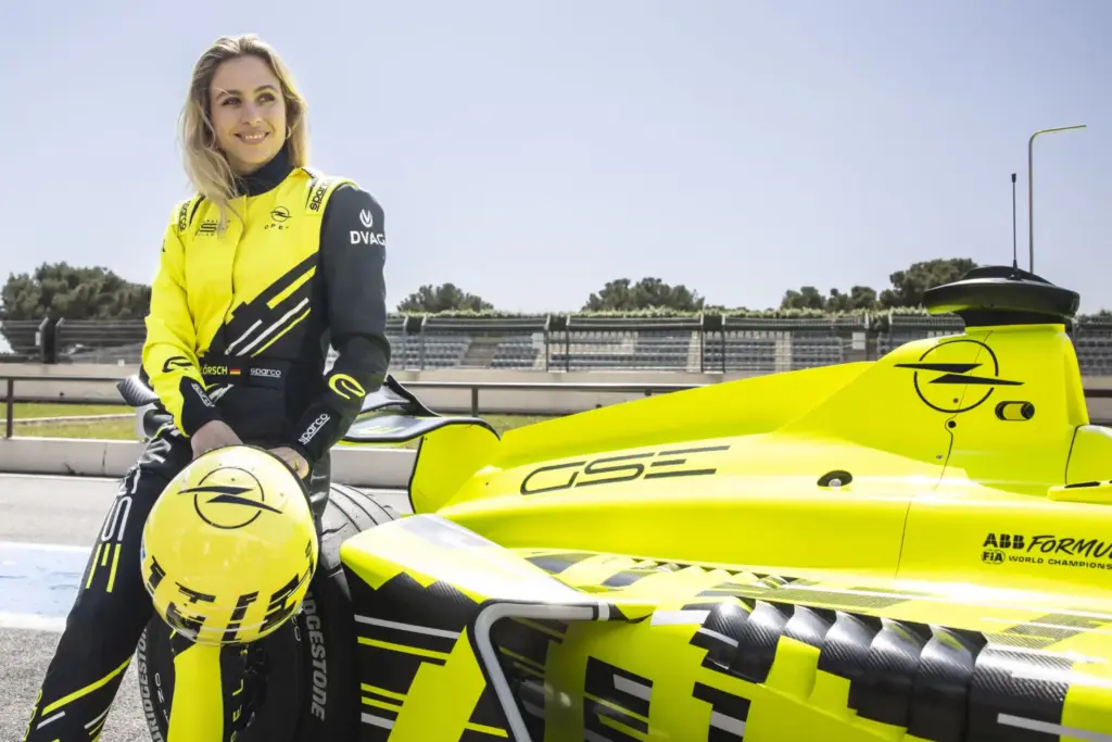 OPEL FORMULA E 12 Motor16