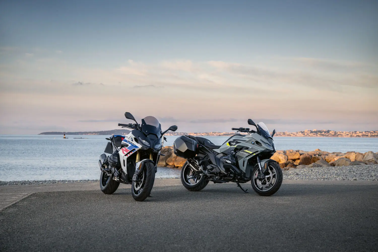 BMW RS: medio siglo de equilibrio perfecto entre confort y deportividad