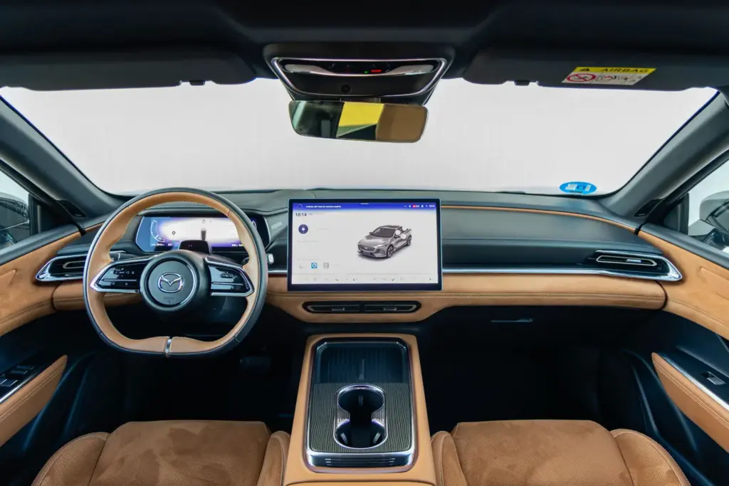 PRUEBA MAZDA 6E 17 Motor16