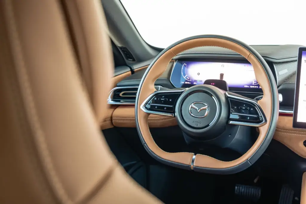 PRUEBA MAZDA 6E 20 Motor16