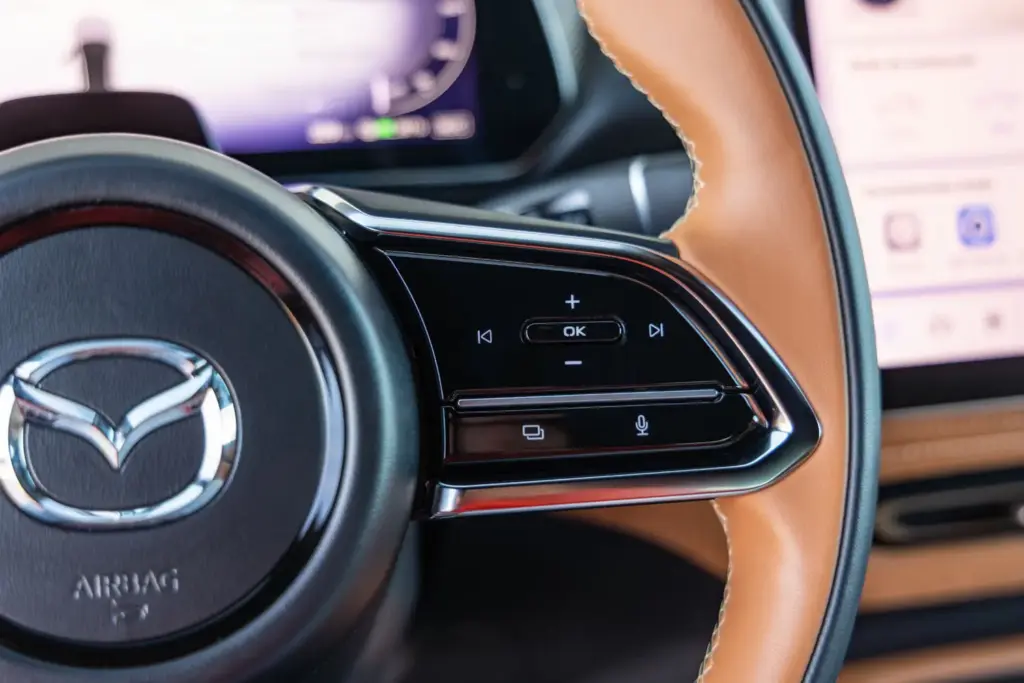 PRUEBA MAZDA 6E 23 Motor16