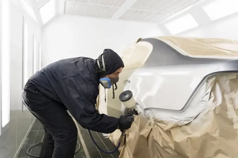 Cómo lograr un acabado de pintura impecable en tu coche sin sorpresas