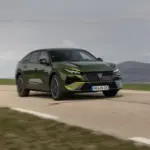 Primera prueba del nuevo Peugeot 408. Sube el listón