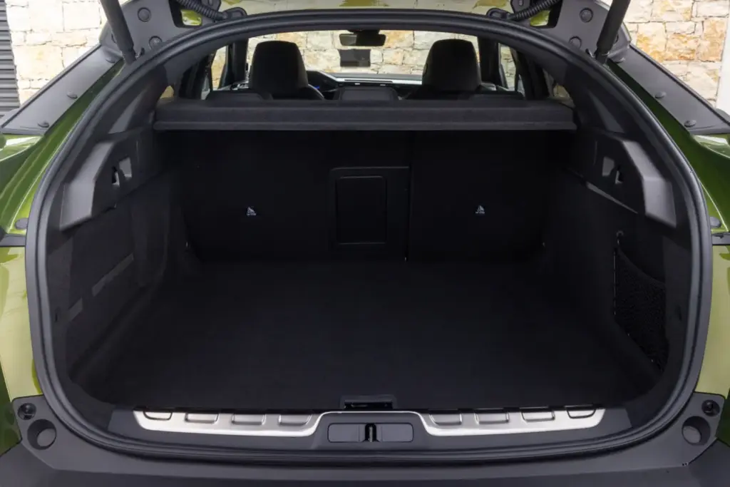 Peugeot 408 3 Motor16