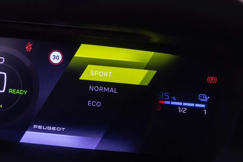 Peugeot 408 46 Motor16