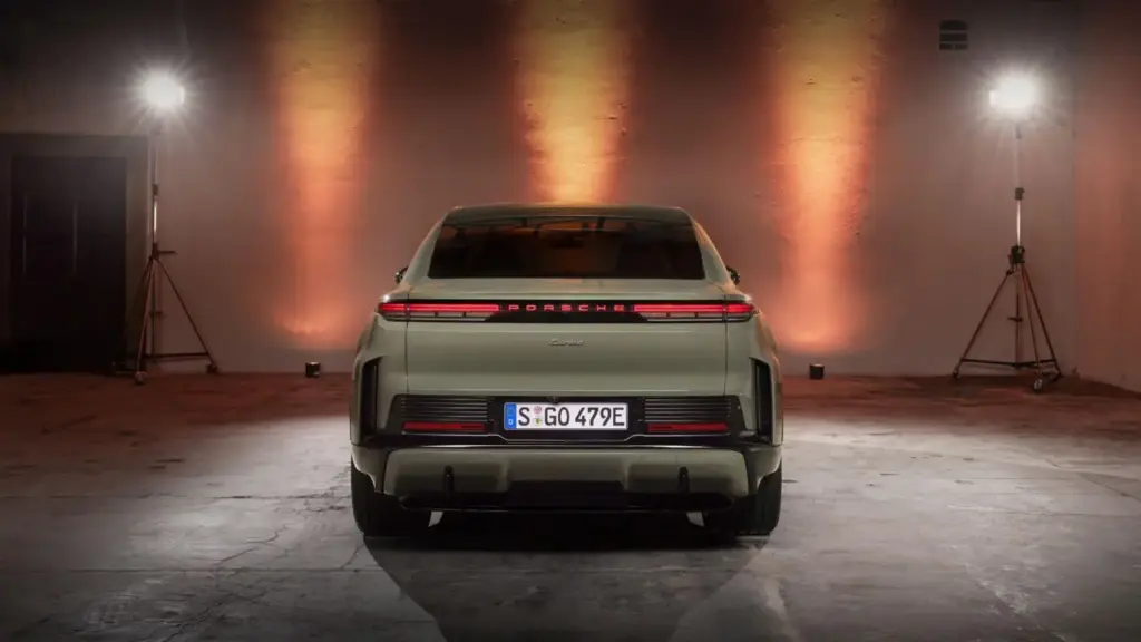Porsche Cayenne Coupe Electric 22 Motor16