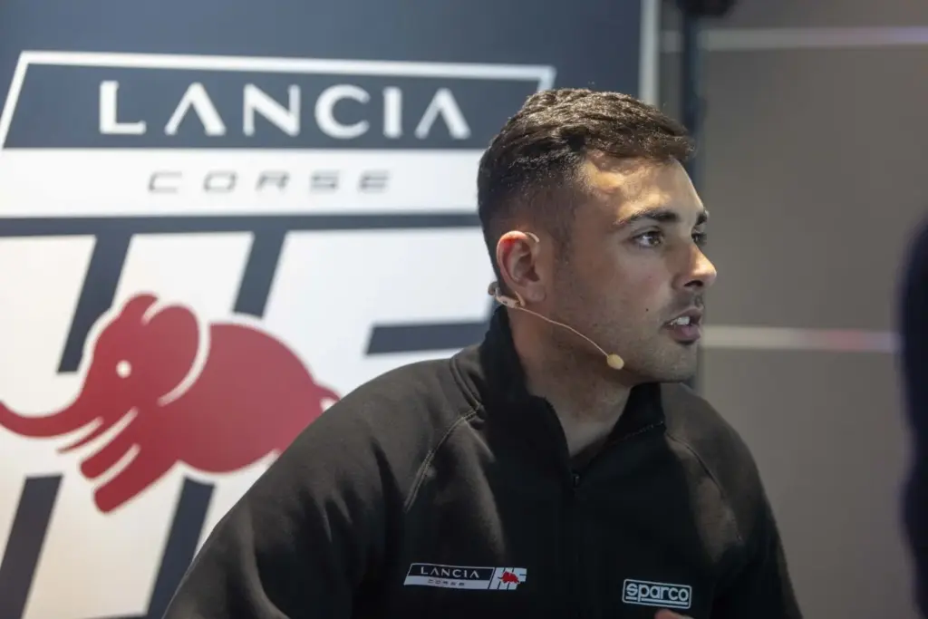 Presentacion Lancia Corse Espana 1 Motor16