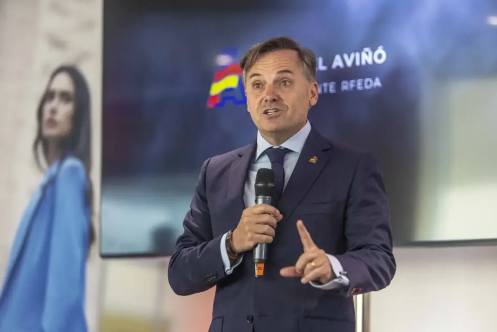 Presentacion Lancia Corse Espana 12 Motor16