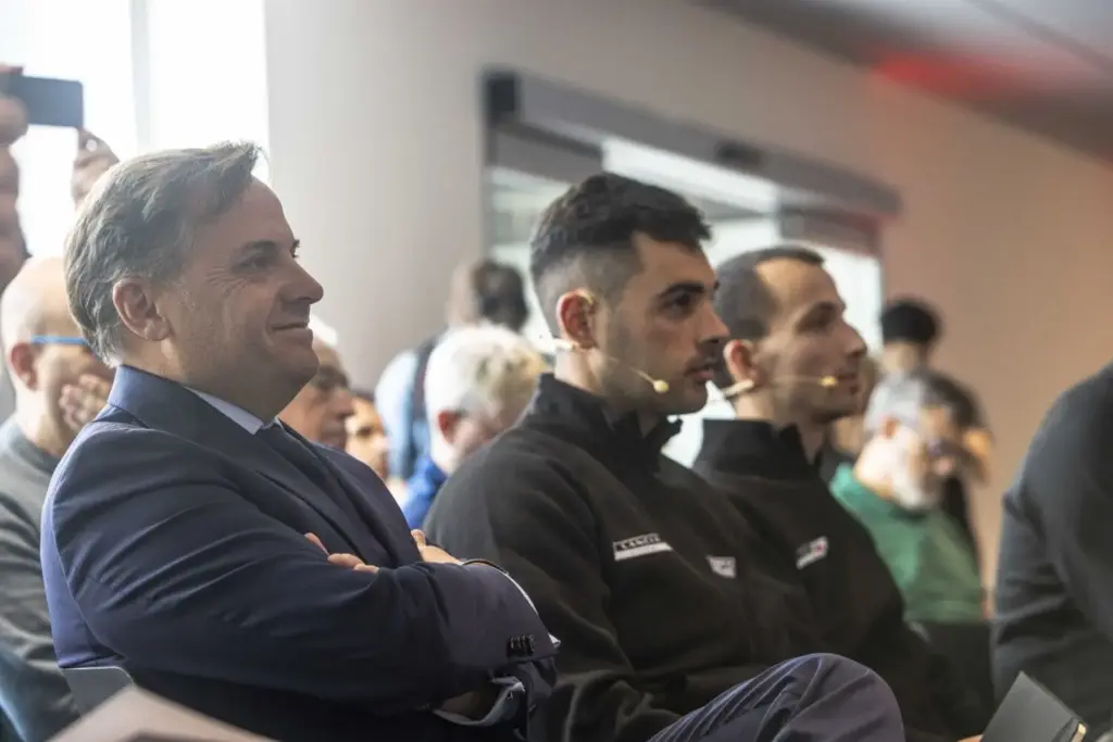 Presentacion Lancia Corse Espana 4 Motor16