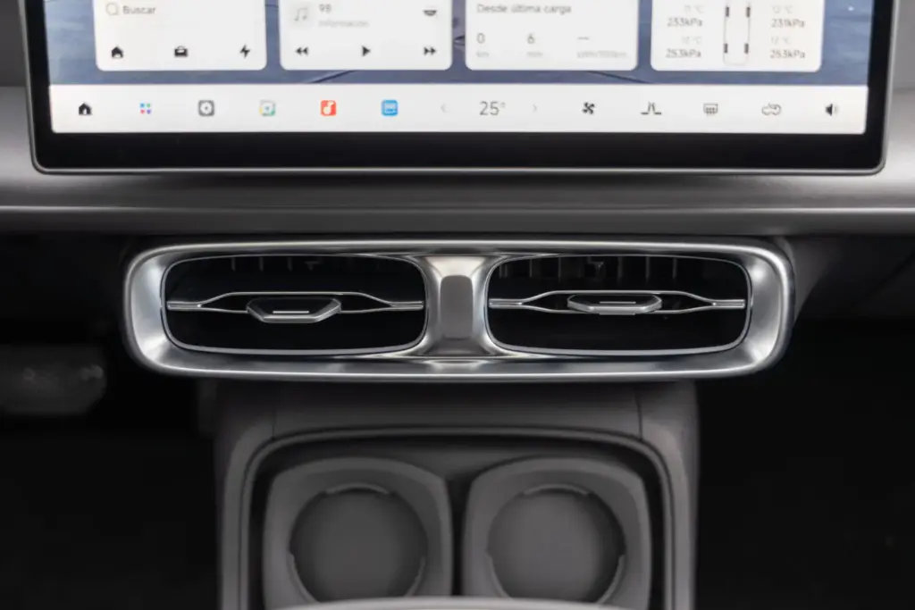 Prueba Leapmotor B10 5 Motor16