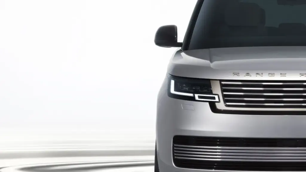 RANGE ROVER SV ULTRA 21 Motor16