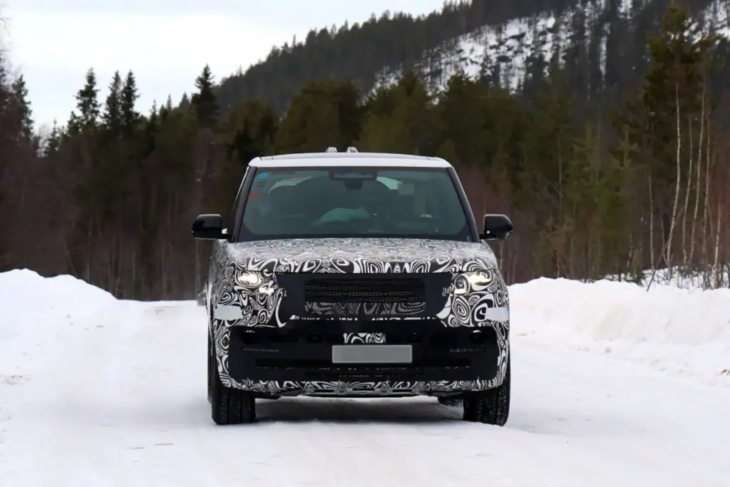 Range Rover 2027 1 Motor16