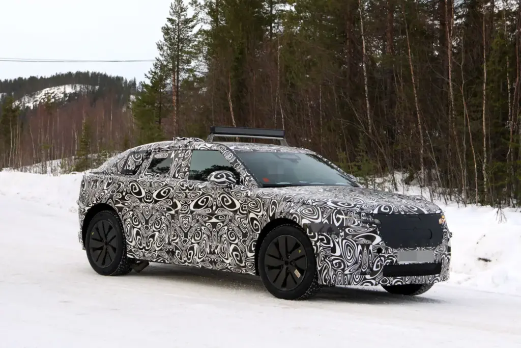 Range Rover Velar electrico 2027 7 Motor16