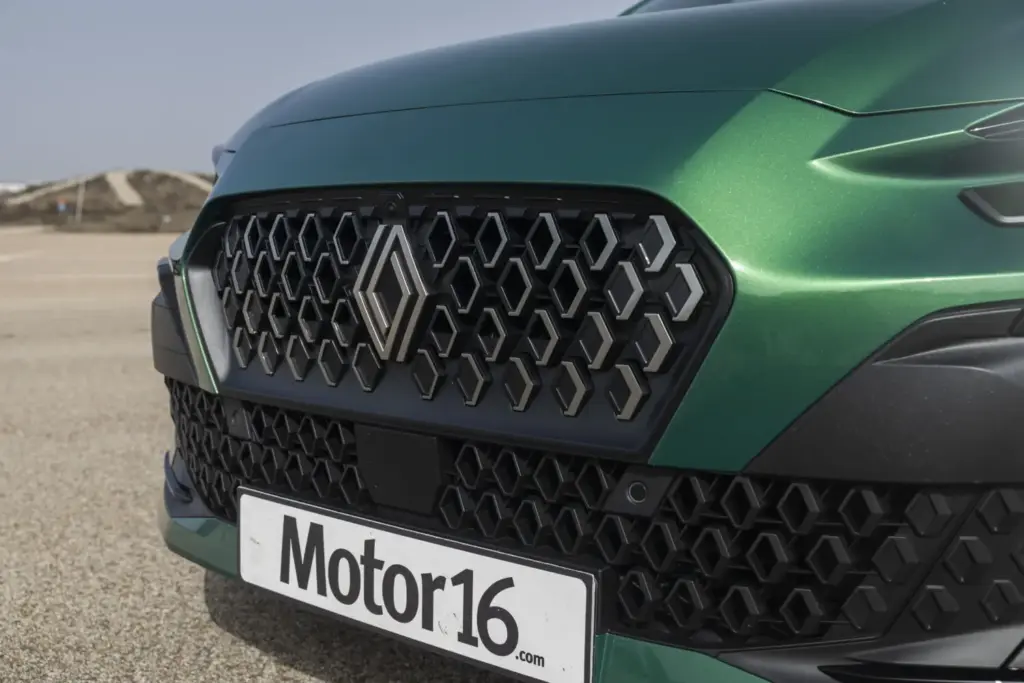 Renault Clio techno full hybrid E Tech 160 CV 1 Motor16