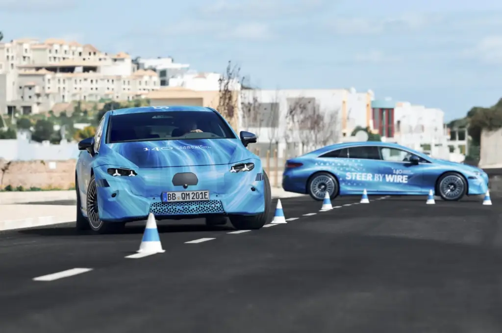 STEER BY WIRE MERCEDES EQS 7 Motor16