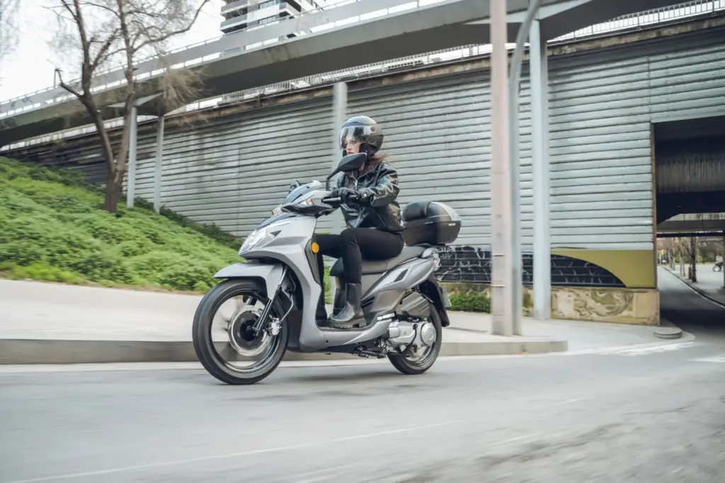 SYM Symphony SR 125 CBS 2026 13 Motor16