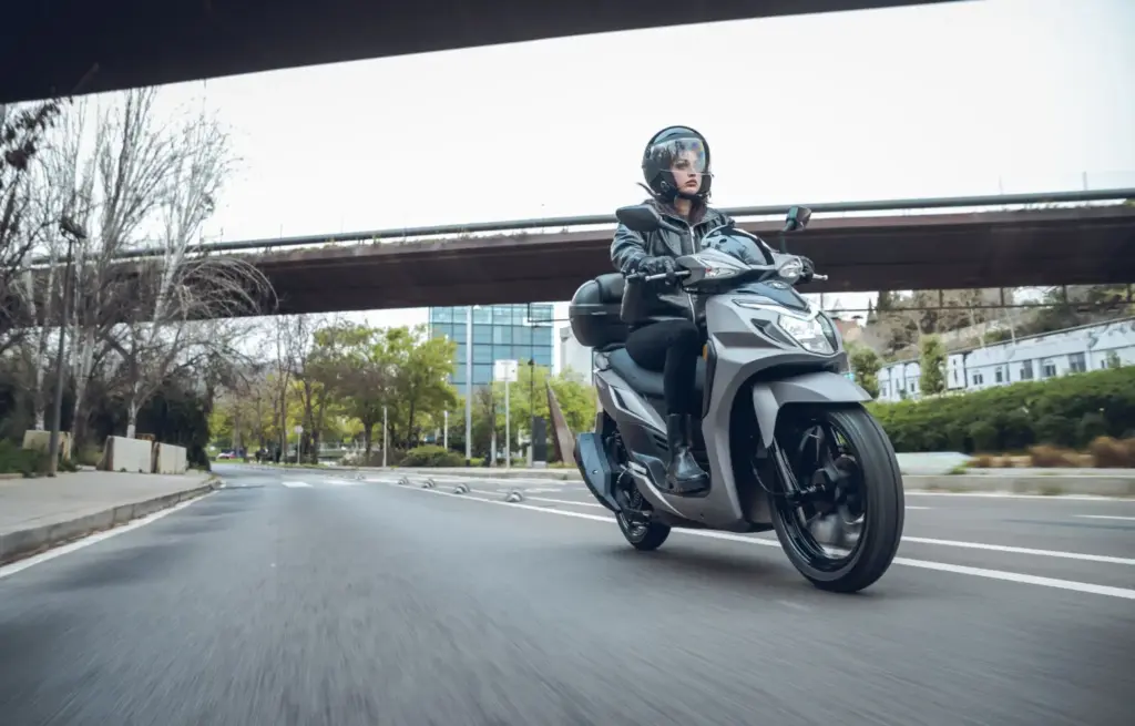 SYM Symphony SR 125 CBS 2026 14 Motor16