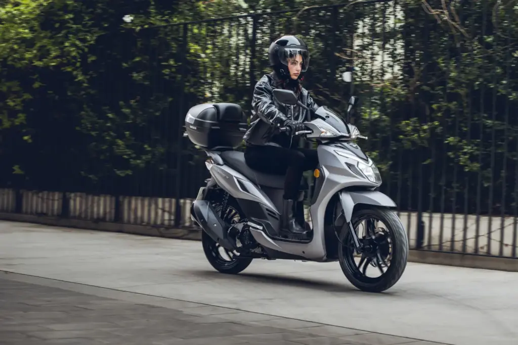 SYM Symphony SR 125 CBS 2026 17 Motor16