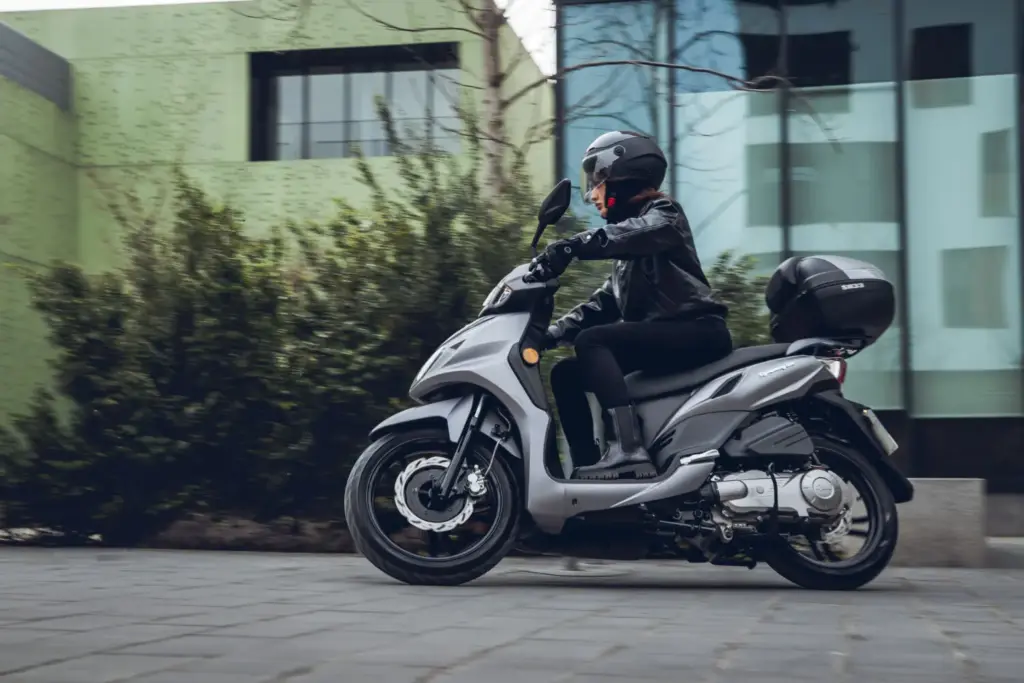 SYM Symphony SR 125 CBS 2026 19 Motor16