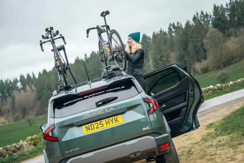 Sarah Ruggins record ciclista dacia10 Motor16