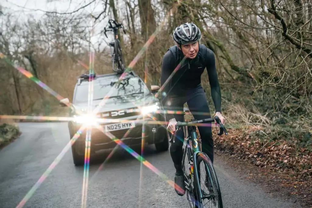 Sarah Ruggins record ciclista dacia19 Motor16