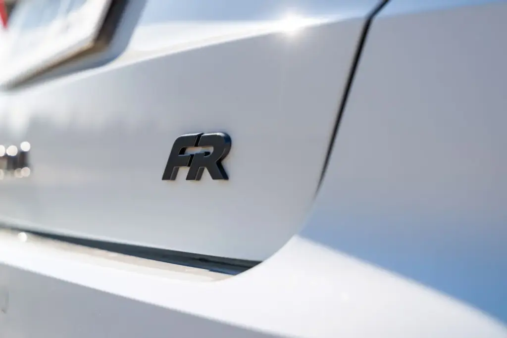 Seat Arona 1.0 TSI 115 CV M6 2026 10 Motor16