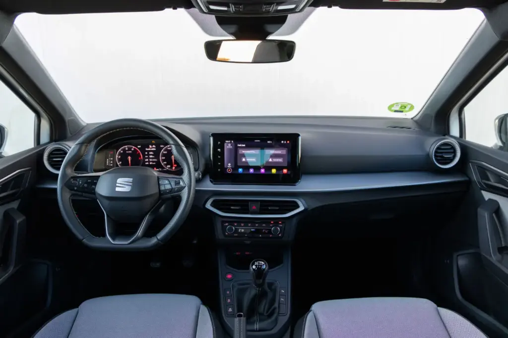 Seat Arona 1.0 TSI 115 CV M6 2026 21 Motor16
