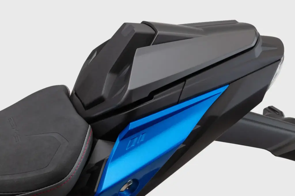 Hamamatsu Special Edition: Suzuki lo da todo 20 Motor16 Suzuki Hamamatsu Special Edition 11 Motor16