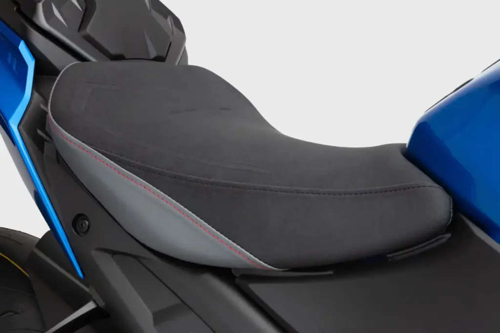 Hamamatsu Special Edition: Suzuki lo da todo 12 Motor16 Suzuki Hamamatsu Special Edition 3 Motor16