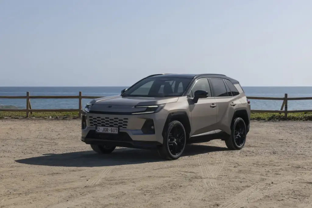 Toyota RAV4 HEV 2026 12 Motor16