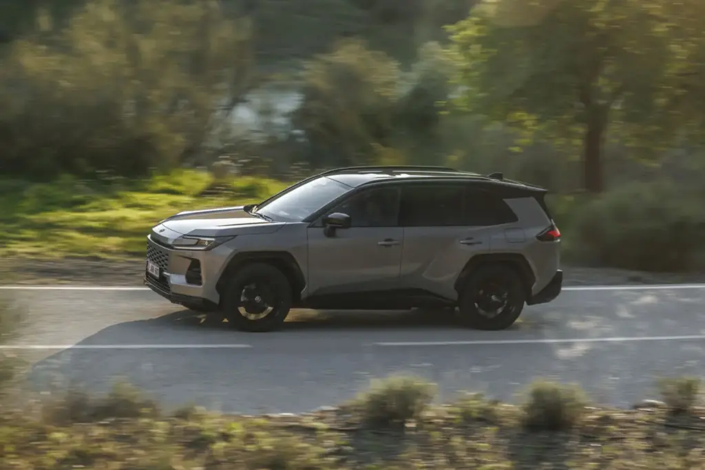 Toyota RAV4 HEV 2026 2 Motor16