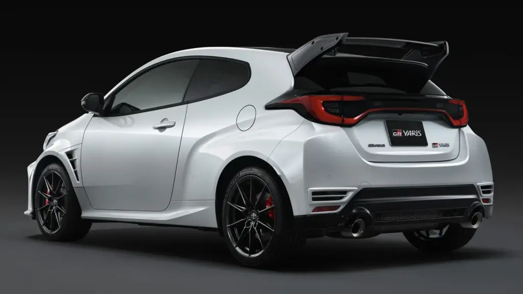 Toyota Yaris Aero Pack 12 Motor16