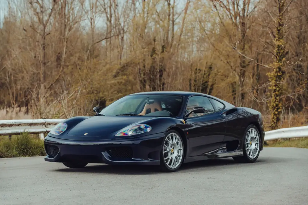 VE26 2004 Ferrari 360 Challenge Stradale Motor16