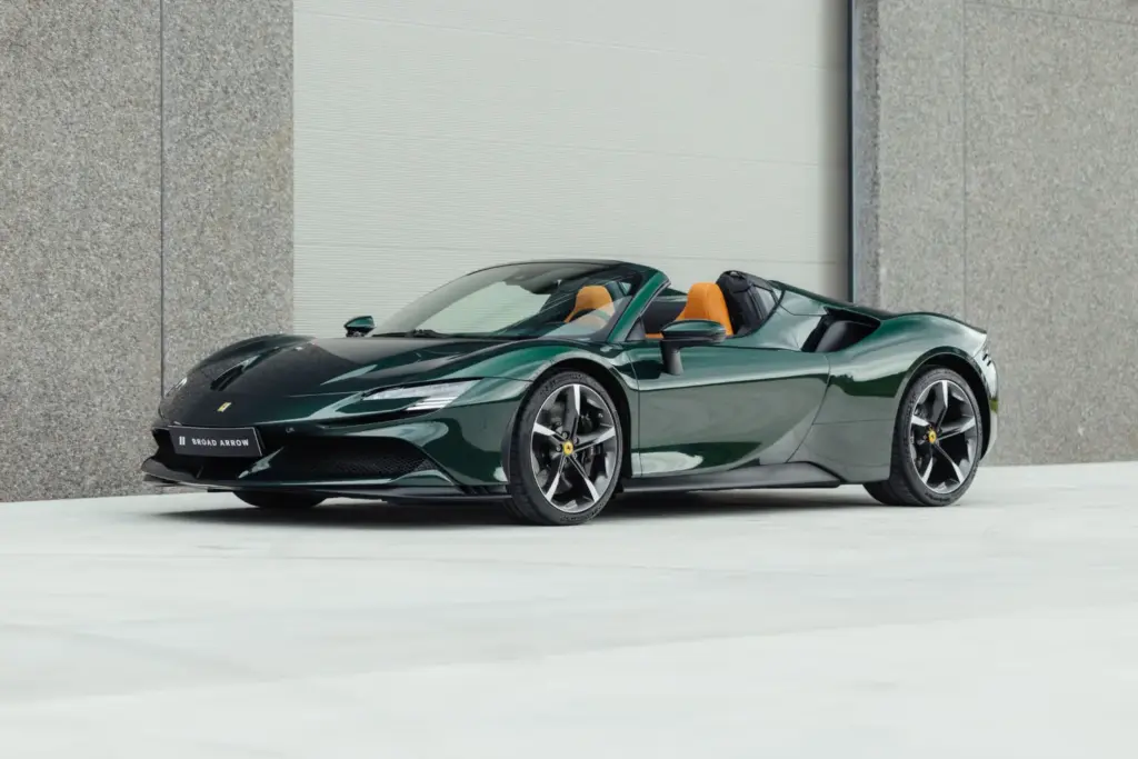 VE26 2022 Ferrari SF90 Spider Motor16