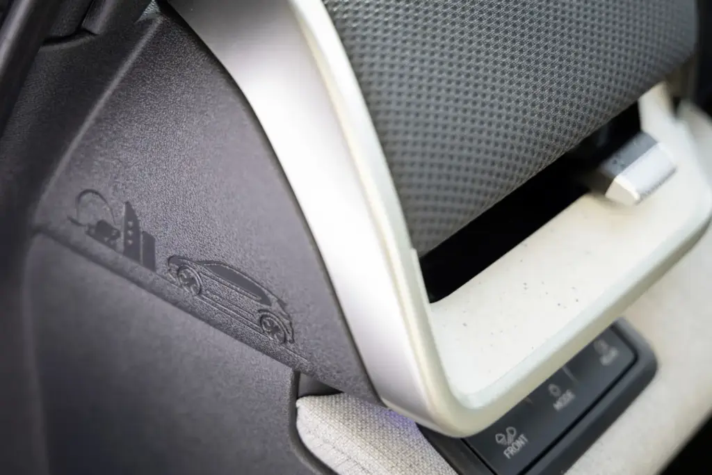 VOLKSWAGEN ID.POLO 36 Motor16