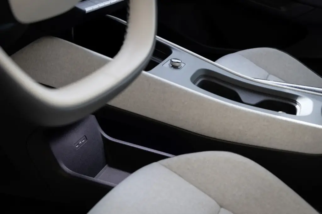 VOLKSWAGEN ID.POLO 37 Motor16